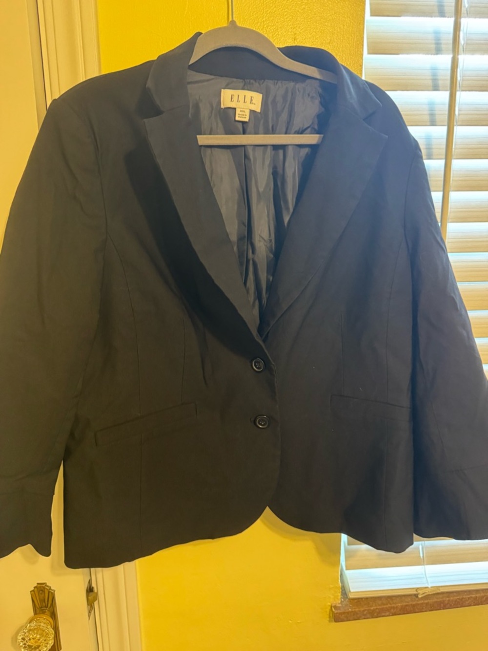 Elle Black Women's Two-Button Tailored Blazer